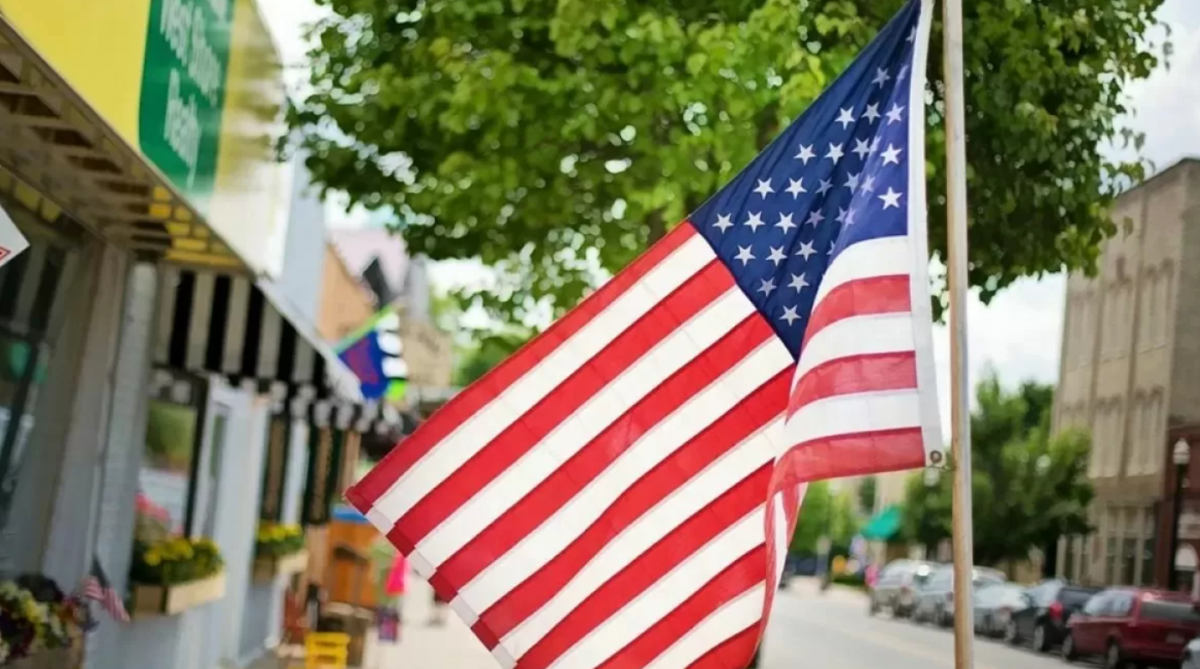 США хотят проверять соцсети казахстанцев перед въездом