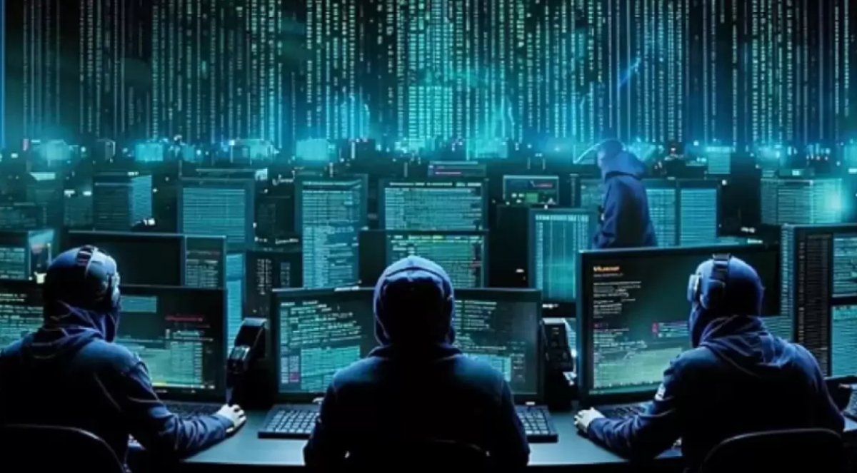 SMS, мессенджеры и фейковые сайты: как чаще всего обманывают казахстанцев