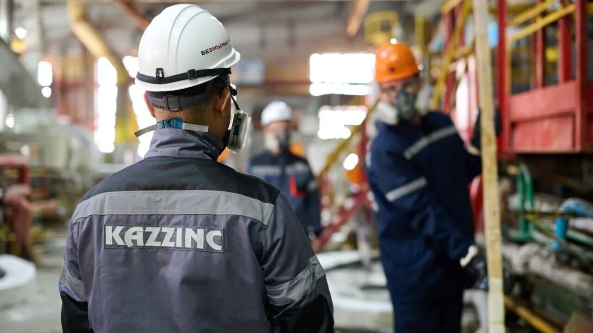 Слухи о выкупе "Казцинка" у швейцарцев прокомментировали в Казахстане