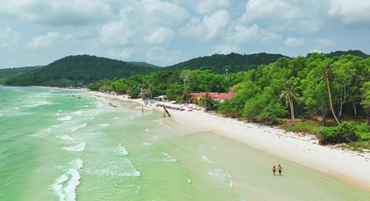 Казахстанцы нашли альтернативу Турции: топ направлений 2025 года