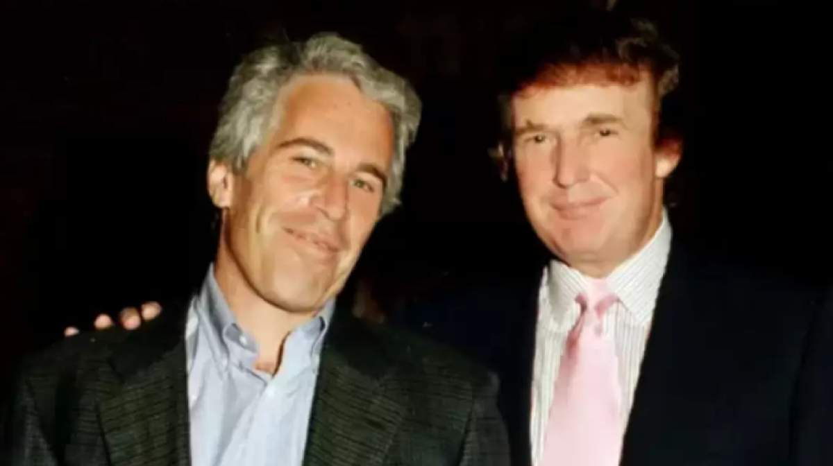 Минюст США опубликовал новую партию документов по делу Эпштейна