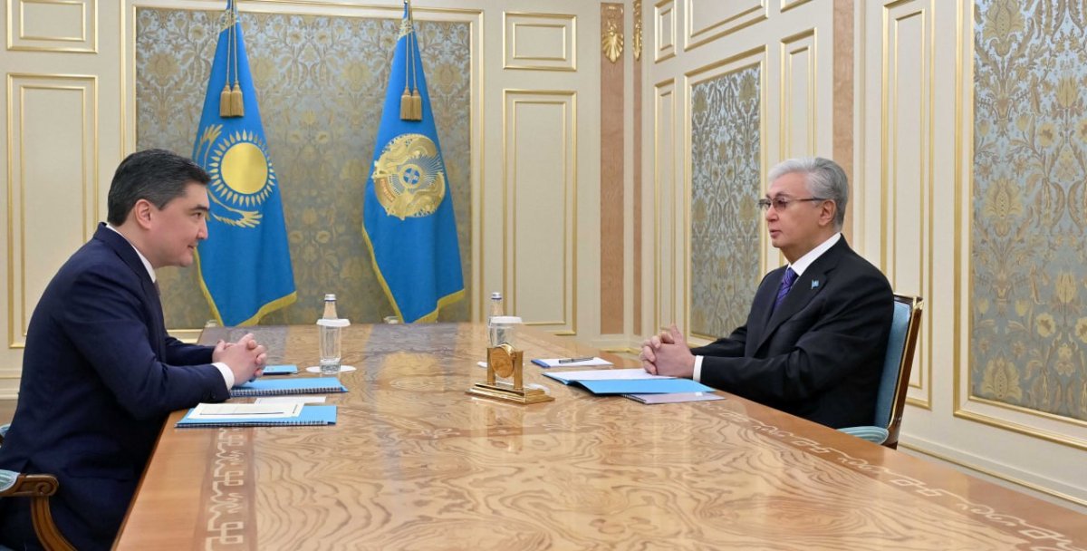 Токаев принял премьер-министра Бектенова: акценты на рост, доходы и инвестиции