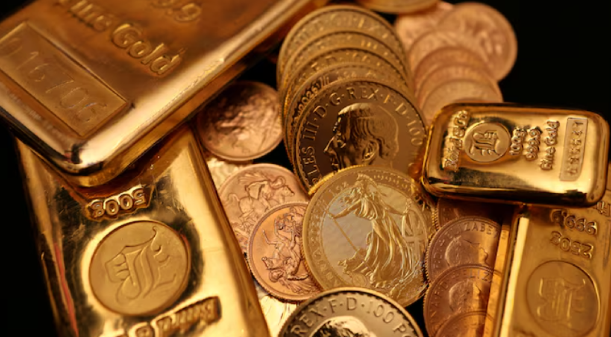 Золото снова растет в цене: на что отреагировал рынок