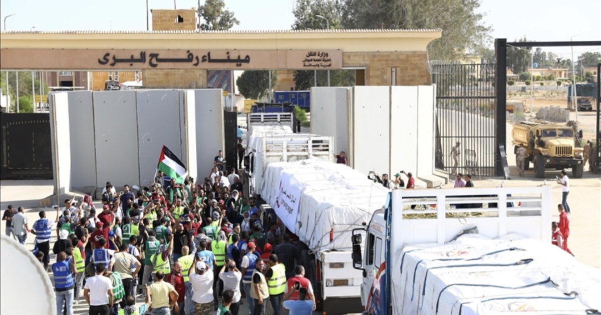 Израиль приостанавливает работу десятков гуманитарных организаций в Газе