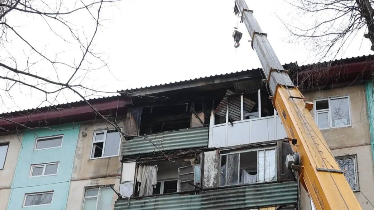 Пожар в канун Нового года: в Таразе объявили ЧС