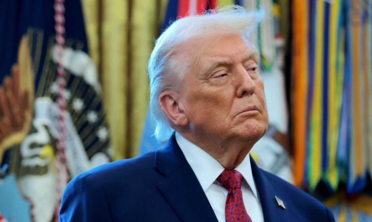 Трамп ввел пошлины для стран, ведущих бизнес с Ираном