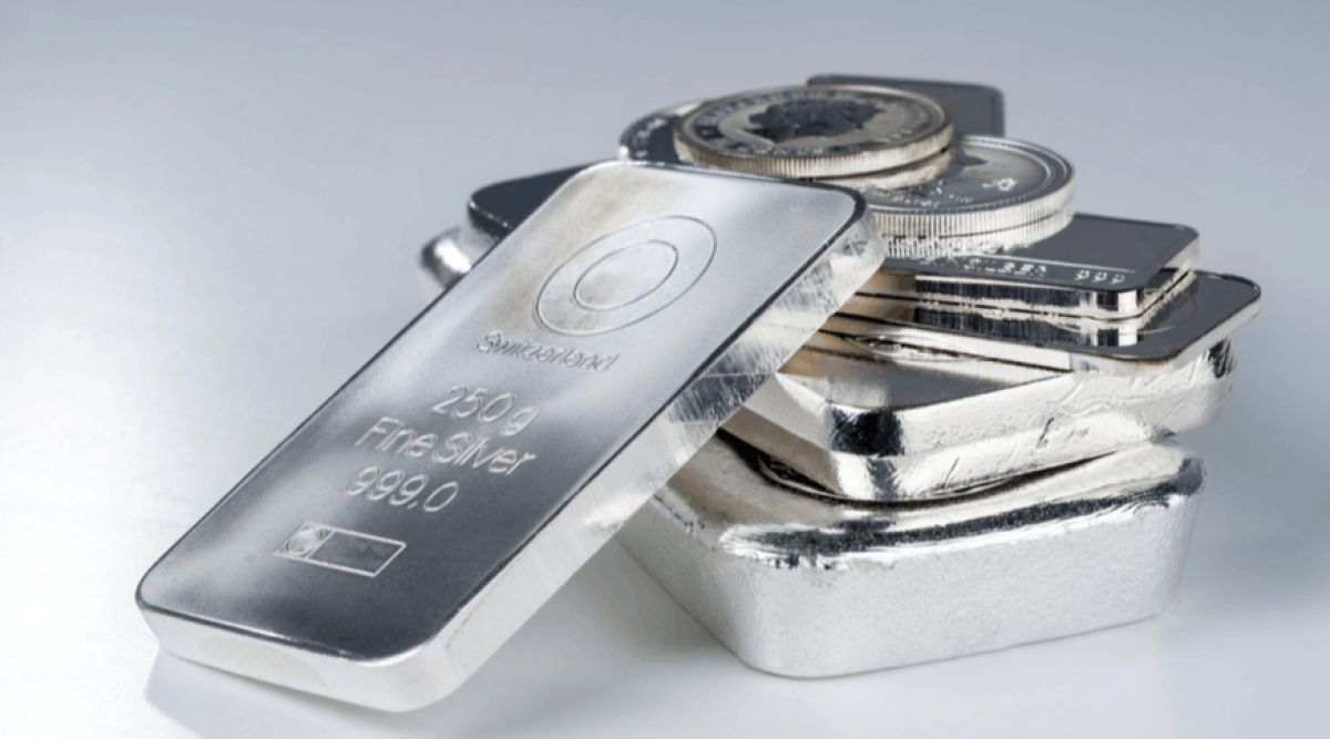 Производство и экспорт серебра резко сократились в Казахстане