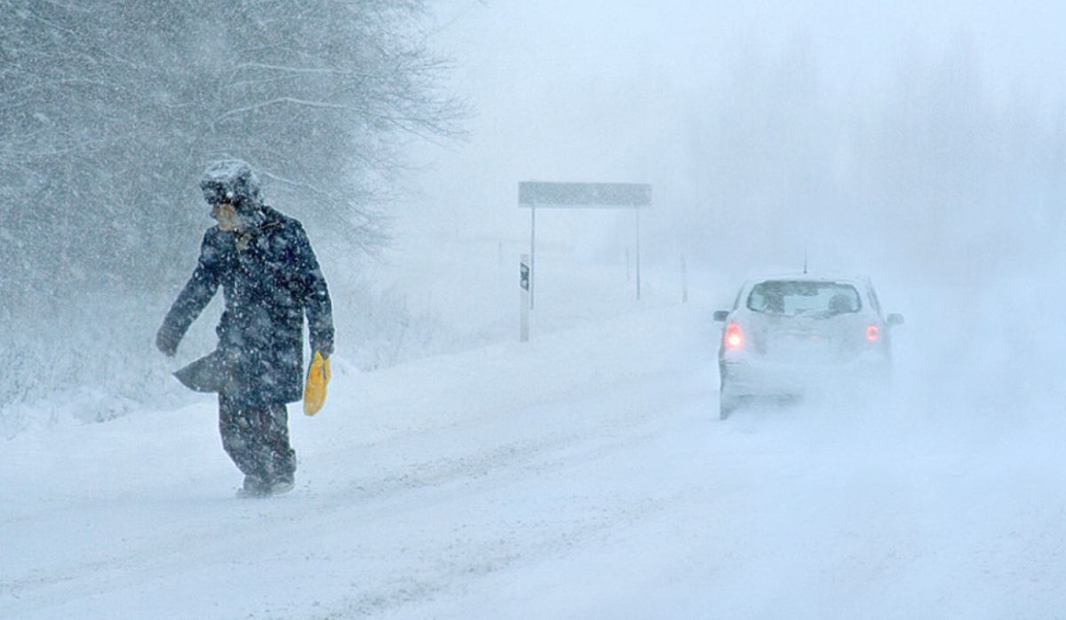 По всему Казахстану объявили штормовое предупреждение