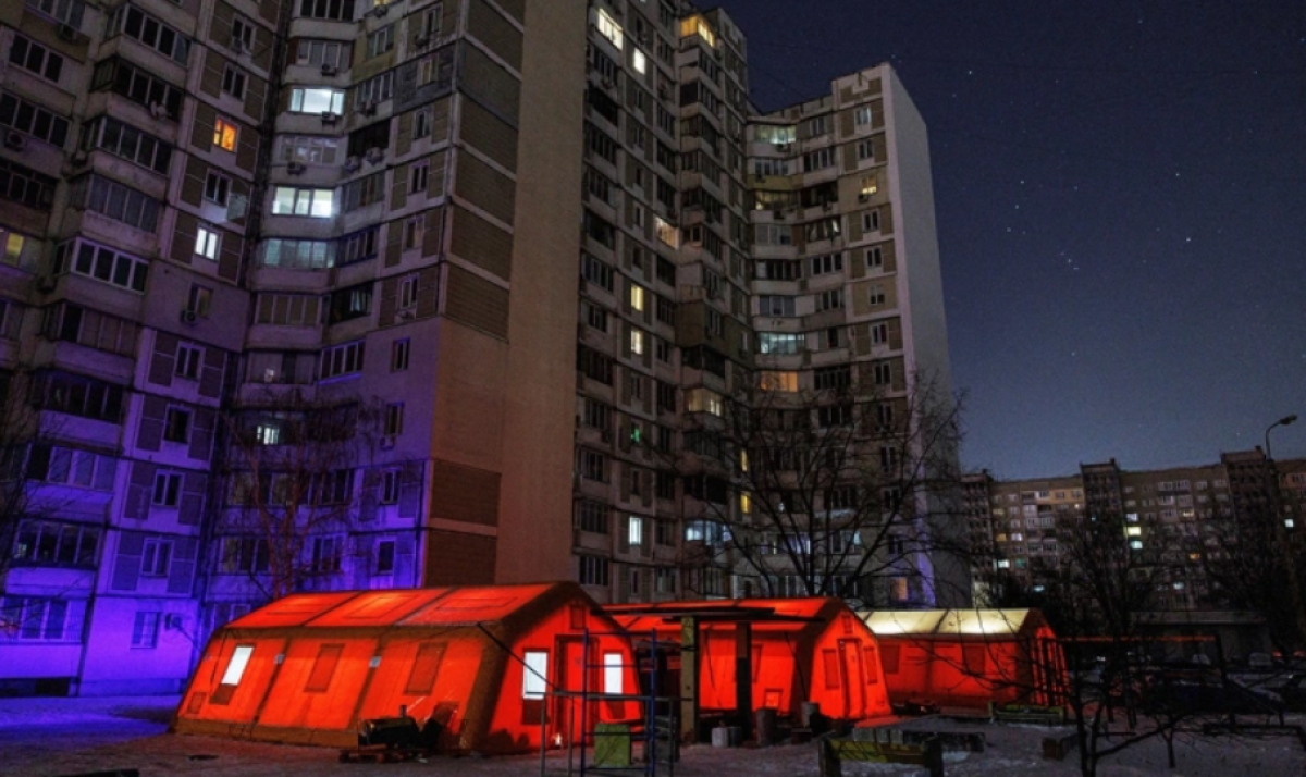 Зеленский объявил режим ЧС в энергетике Украины из-за атак РФ