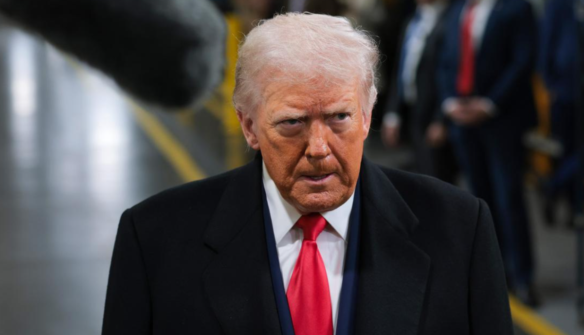 Трамп пригрозил пошлинами странам, не поддержавшим план по Гренландии