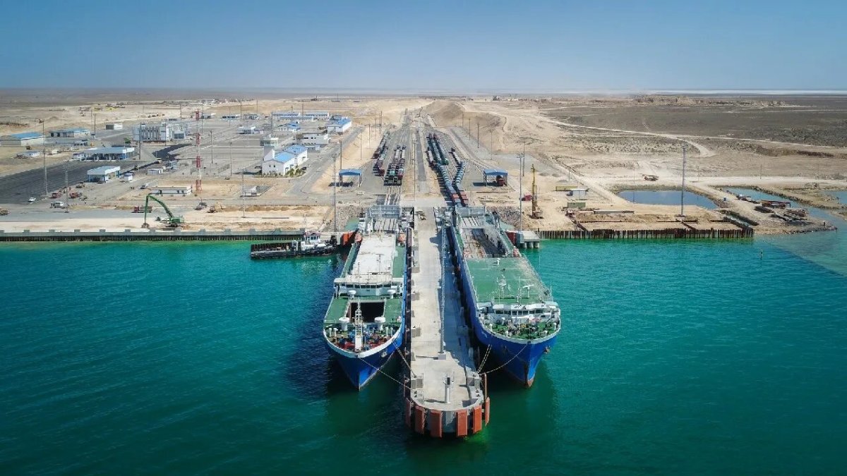 Китайцы вложат больше 1 млрд долларов в развитие порта Курык