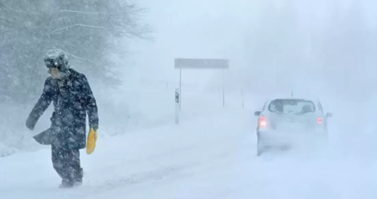 В 16 регионах Казахстана объявили штормовое предупреждение