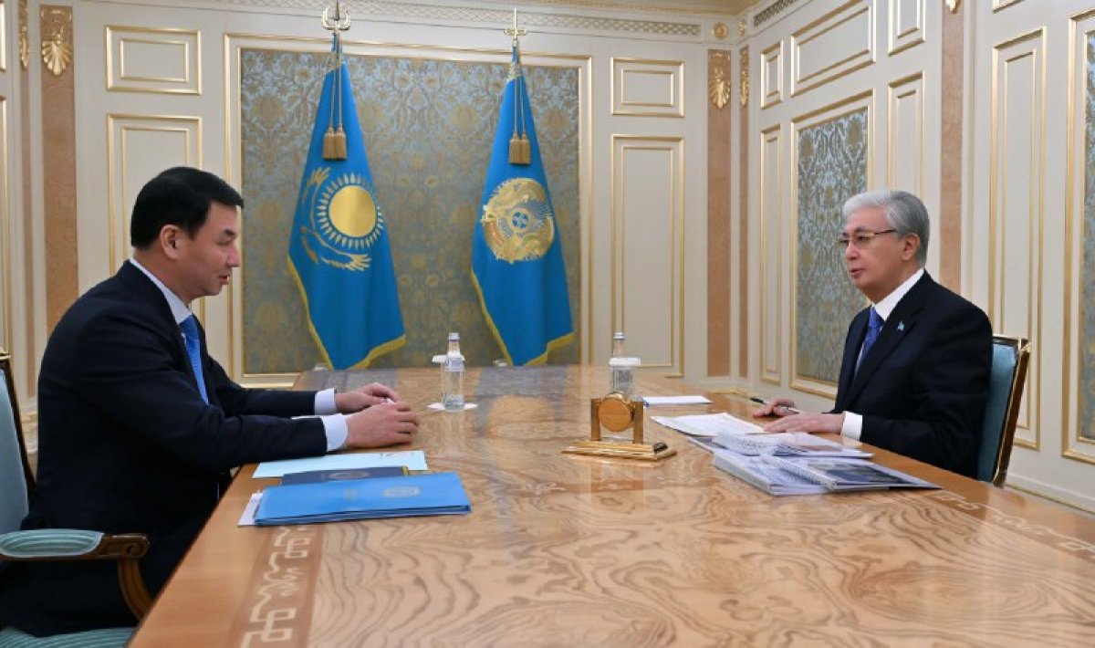 Экономика, экология, горы: аким Алматы отчитался перед Токаевым