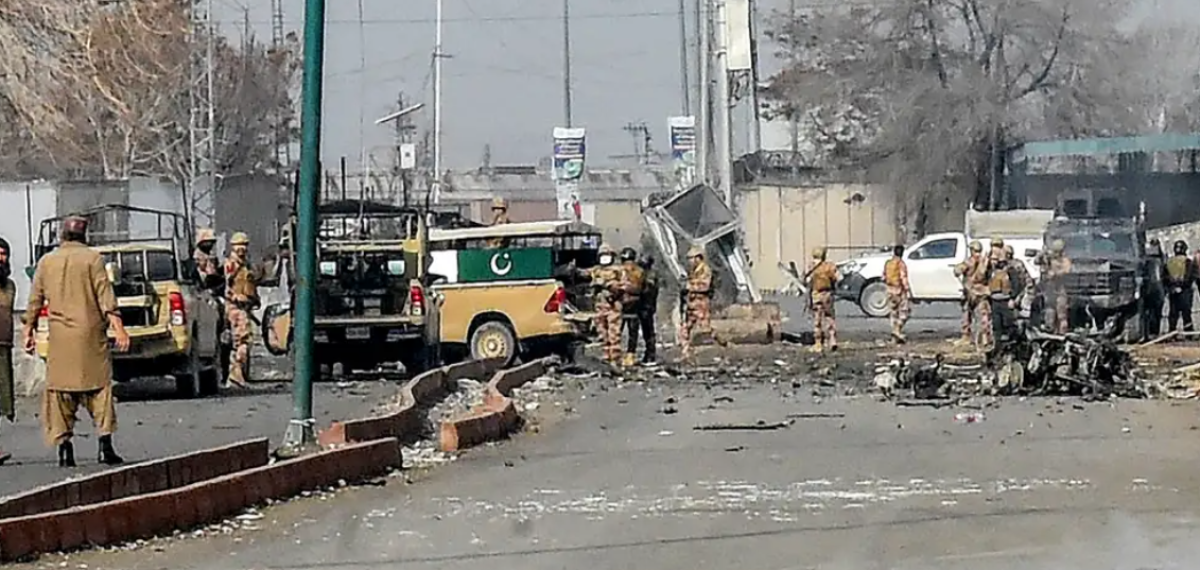 Массовые атаки в Пакистане: более 80 погибших после ударов сепаратистов