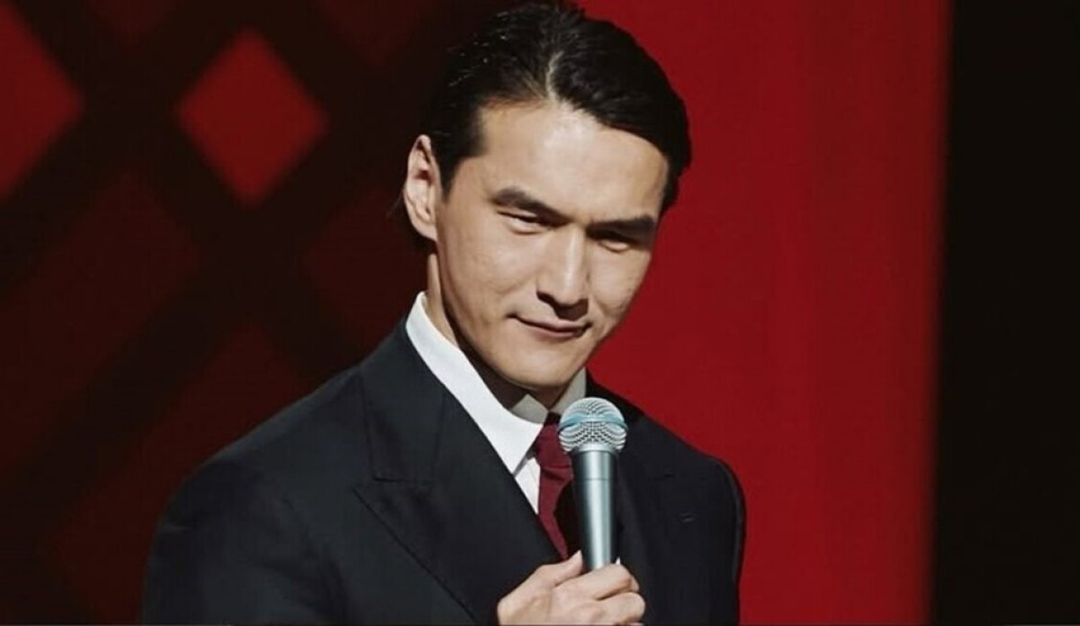 25 тыс. евро, Mercedes, люксовый отель: Нурлан Сабуров выставил счёт за следующий концерт