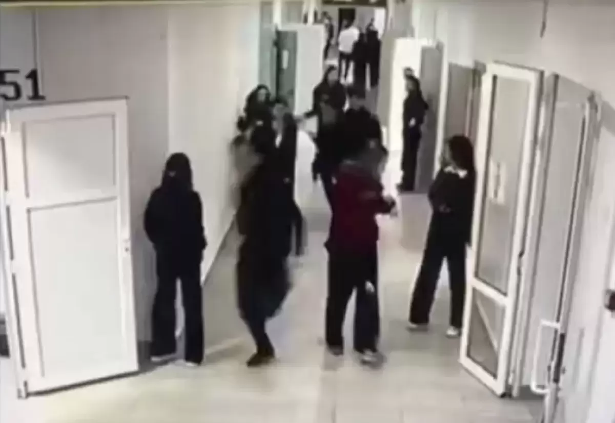 Буллинг довёл? Подростка из Кульсары отправили под домашний арест после конфликта в школе