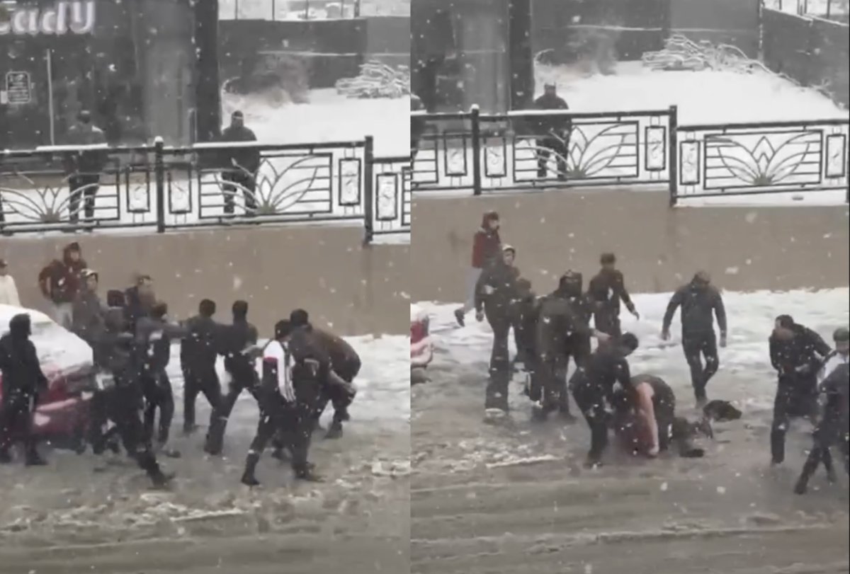 Массовая драка после ДТП попала на видео в Шымкенте