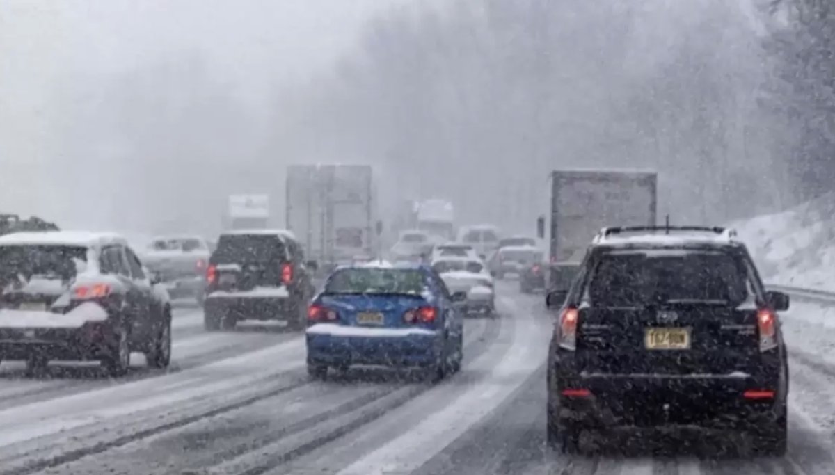 Какие трассы закрыты в Казахстане из-за непогоды