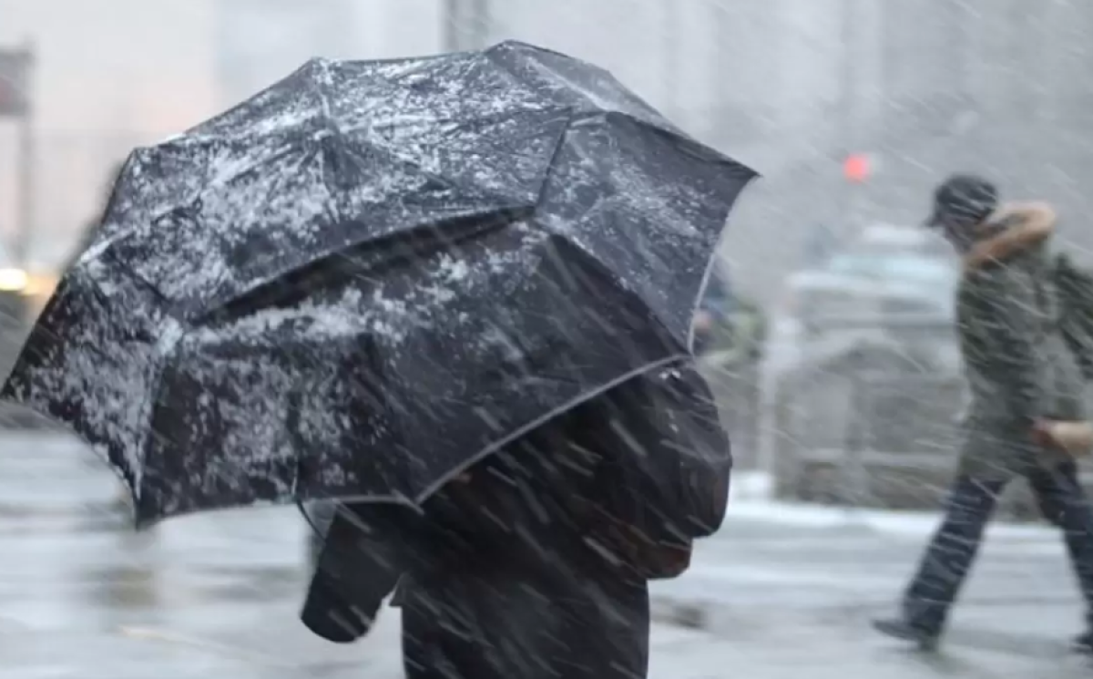 По всему Казахстану объявили штормовое предупреждение