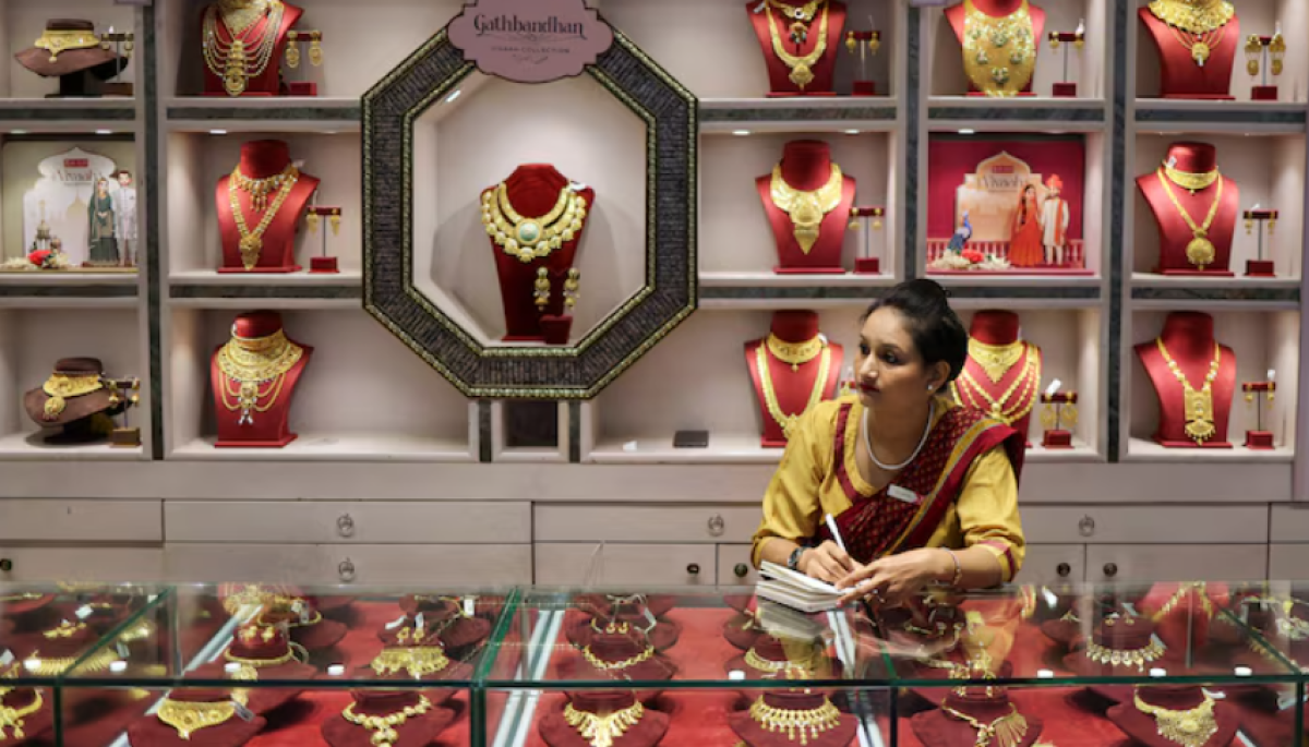 Рынок ждет снижения ставок: что происходит с ценами на драгметаллы