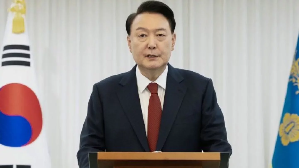 Экс-президента Южной Кореи приговорили к пожизненному сроку