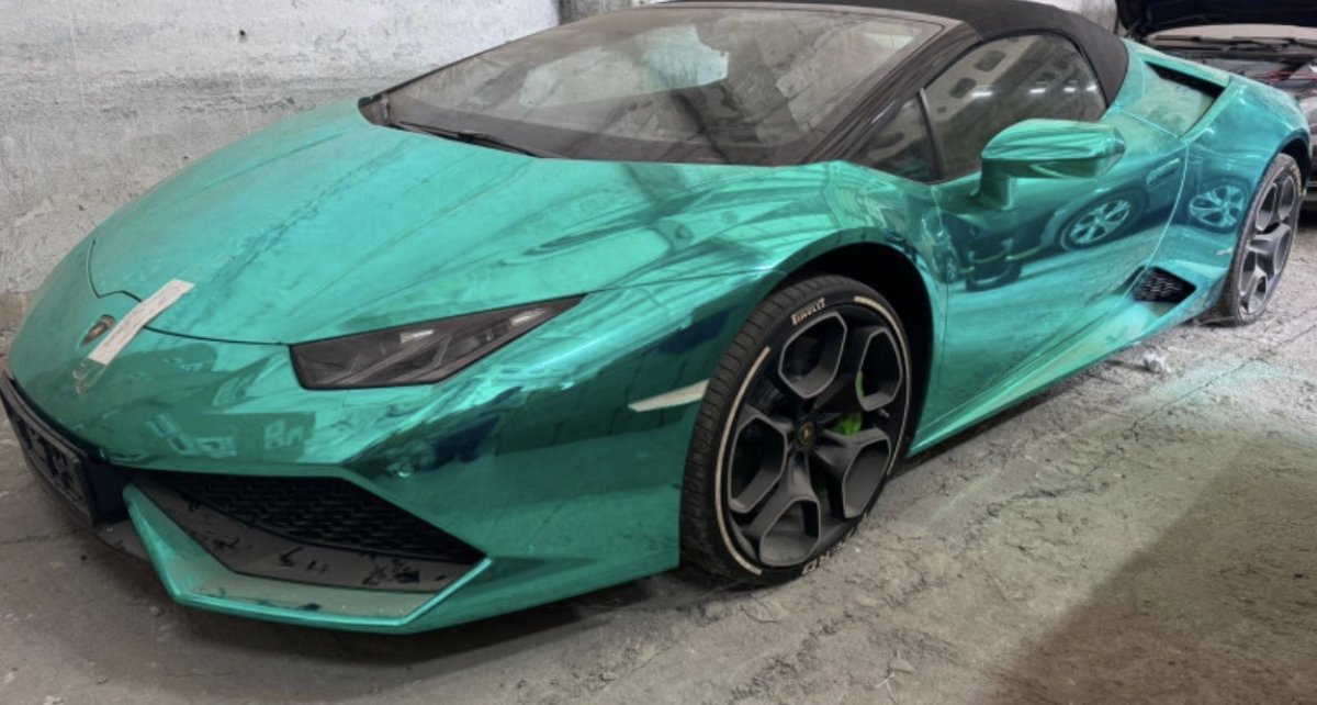 Роскошный Lamborghini за сотни миллионов выставили на торги в Казахстане