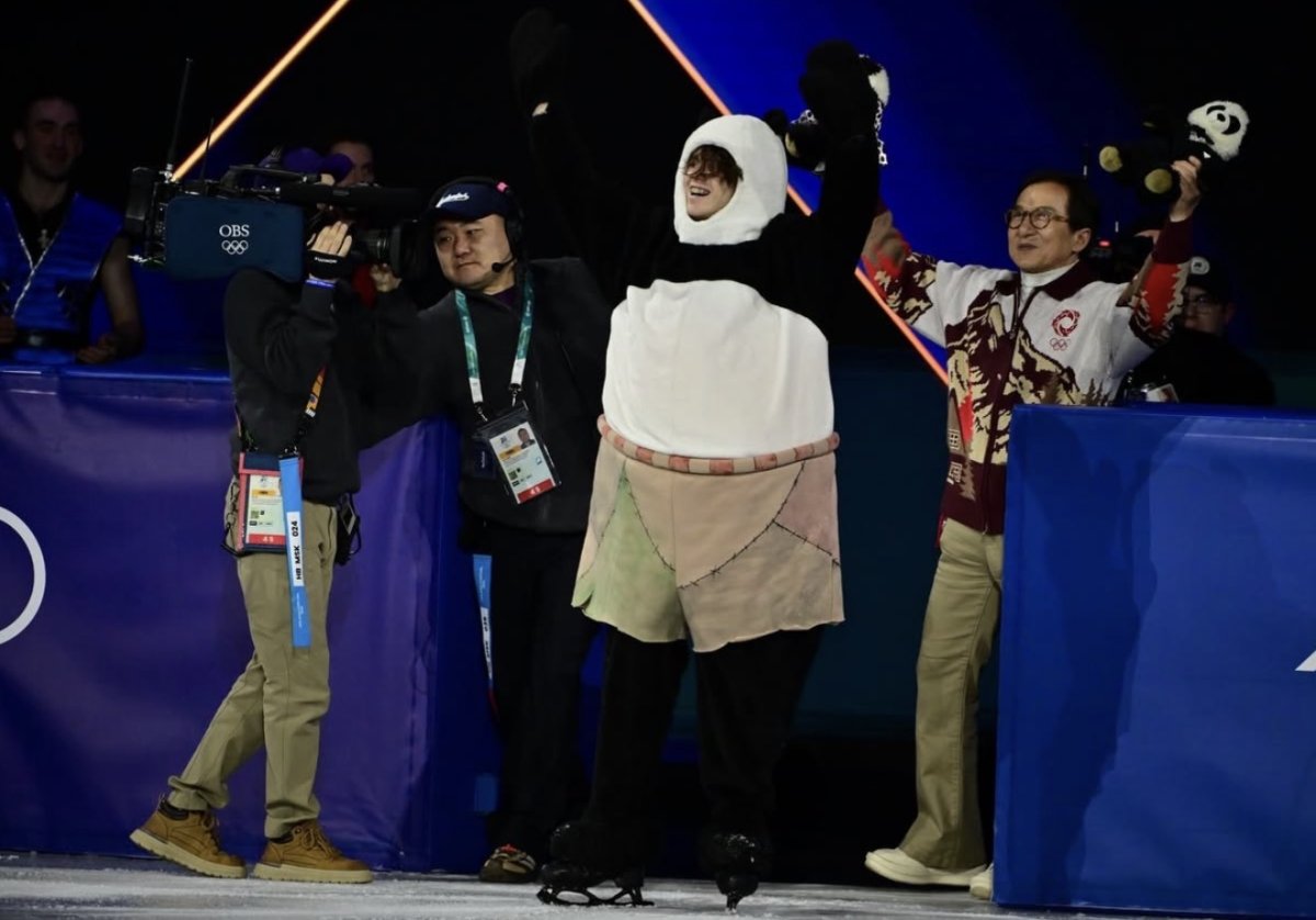 Джеки Чан с пандами встретил Шайдорова в Милане