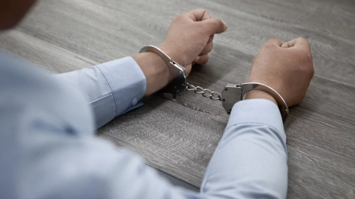 Главу палаты частных судоисполнителей Павлодара арестовали за пьяное вождение