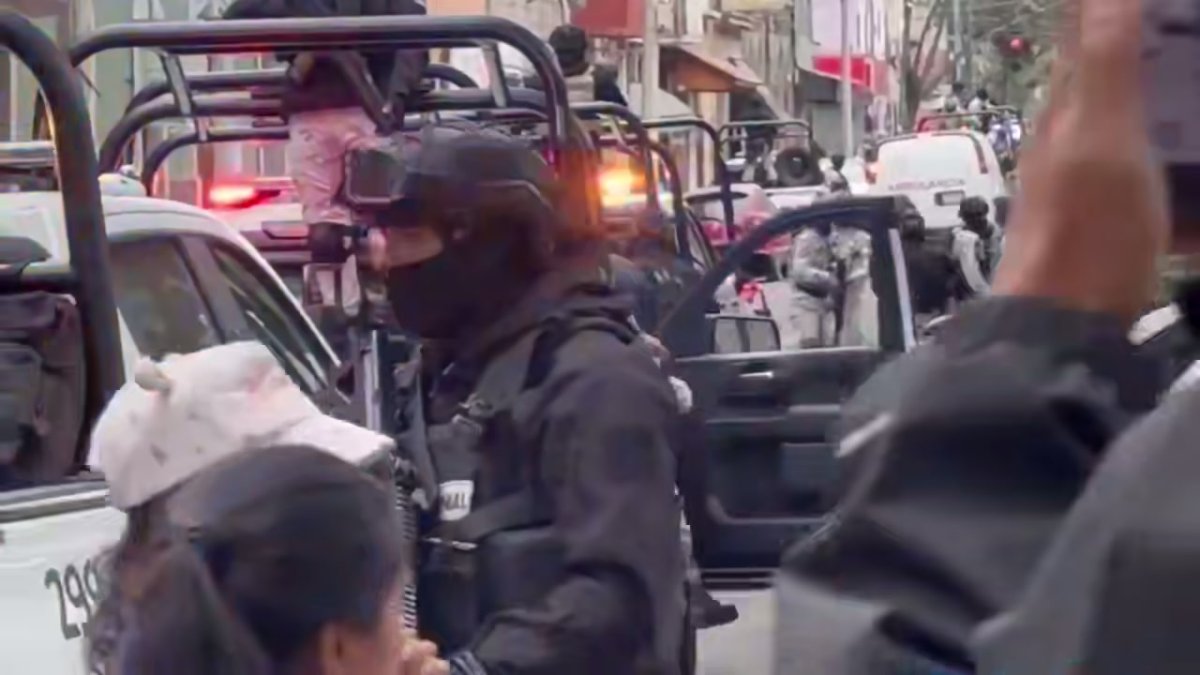 Беспорядки в Мексике: казахстанцам рекомендовали соблюдать осторожность