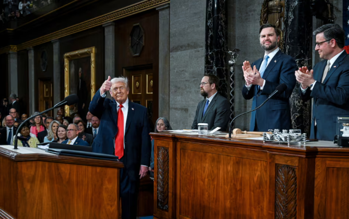 Трамп заявил, что без угроз пошлинами не смог бы закончить войны