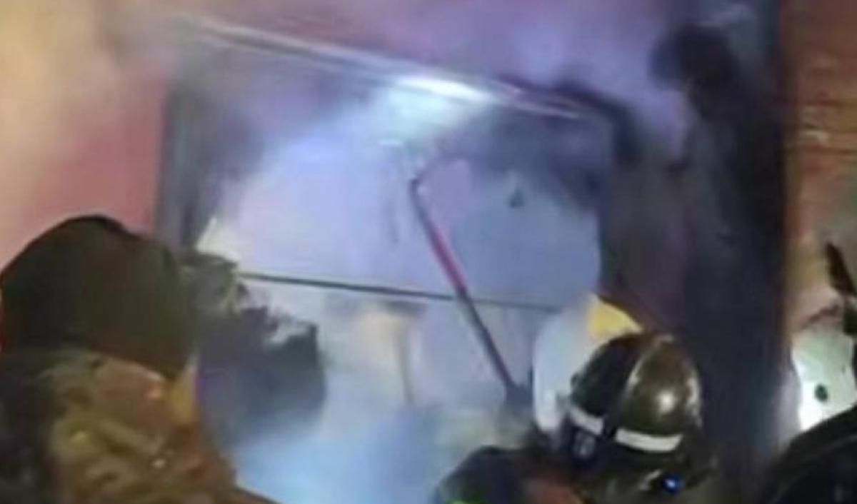 В Астане возник крупный пожар