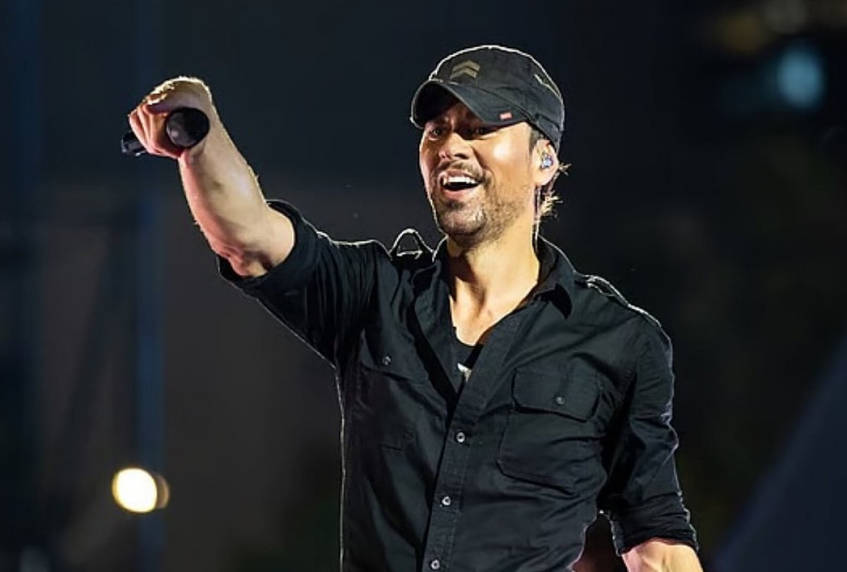 Когда и где выступит Энрике Иглесиас в Казахстане