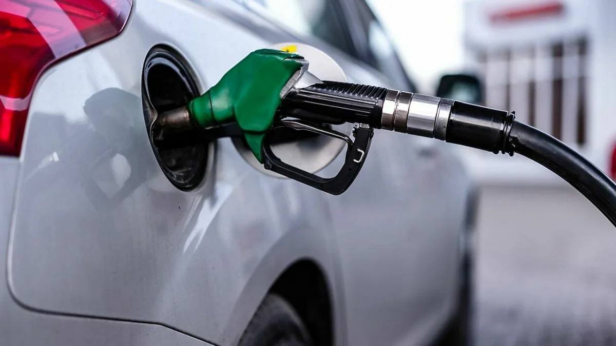 Бензин может подорожать почти вдвое: экономист предупредил, к чему готовиться казахстанцам