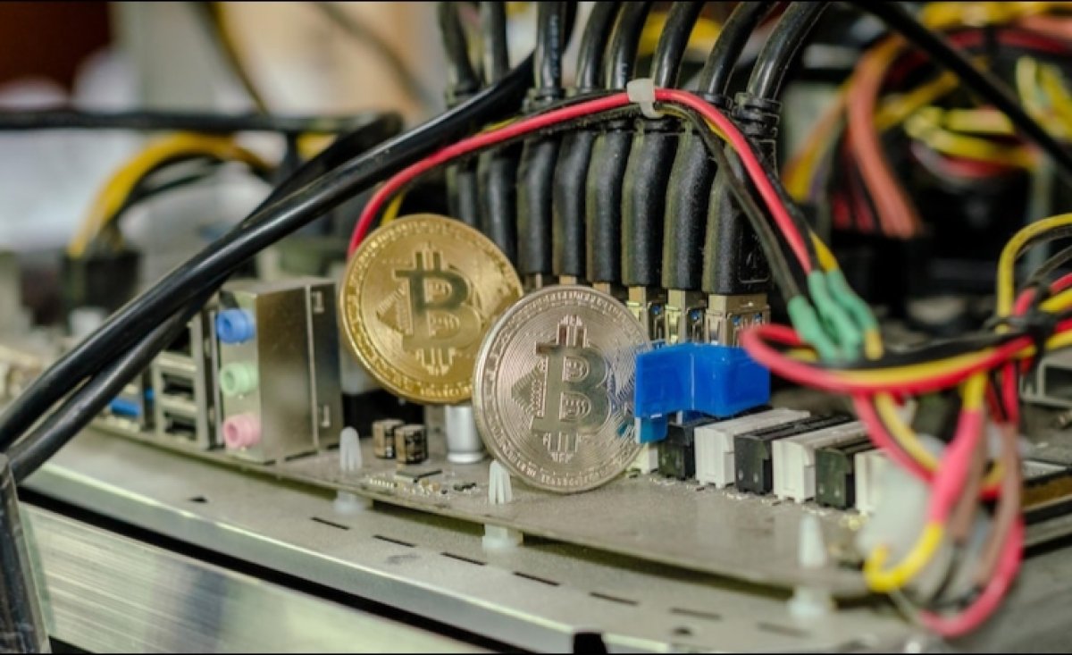 Заниматься майнингом в Казахстане стало менее выгодно