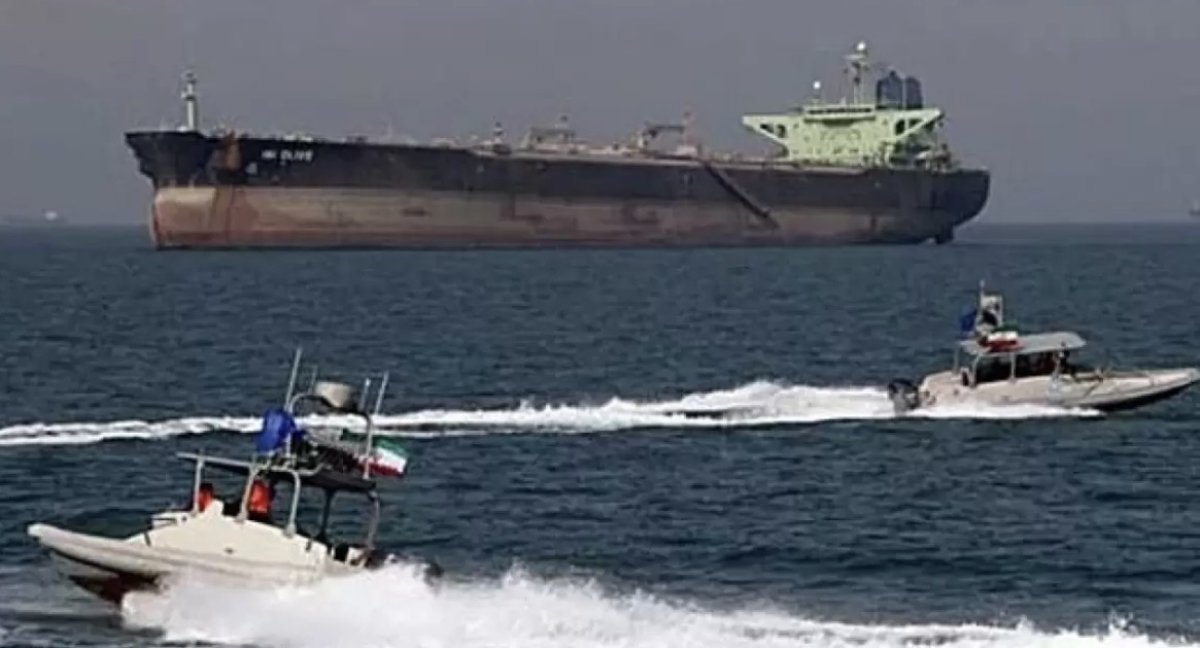 Более 20 стран потребовали безопасности в Ормузском проливе