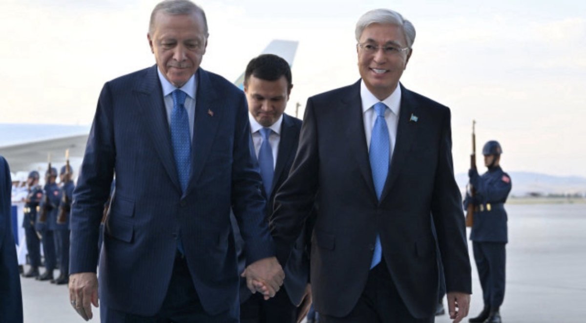 Эрдоган пригласил Токаева на дипломатический форум в Анталье