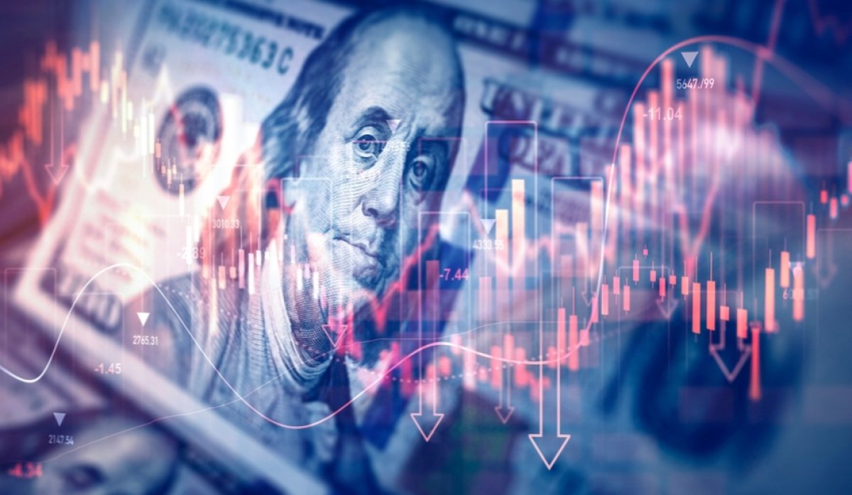 Очередным падением доллара завершились торги на KASE