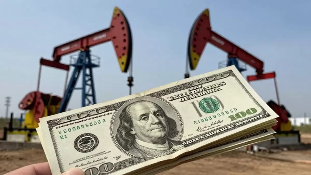 Доллар подешевел более чем на 5 тенге: что происходит на валютном рынке Казахстана