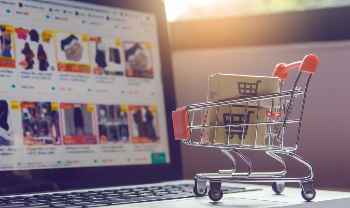 Маркетплейс наказали в Казахстане из-за рекламы