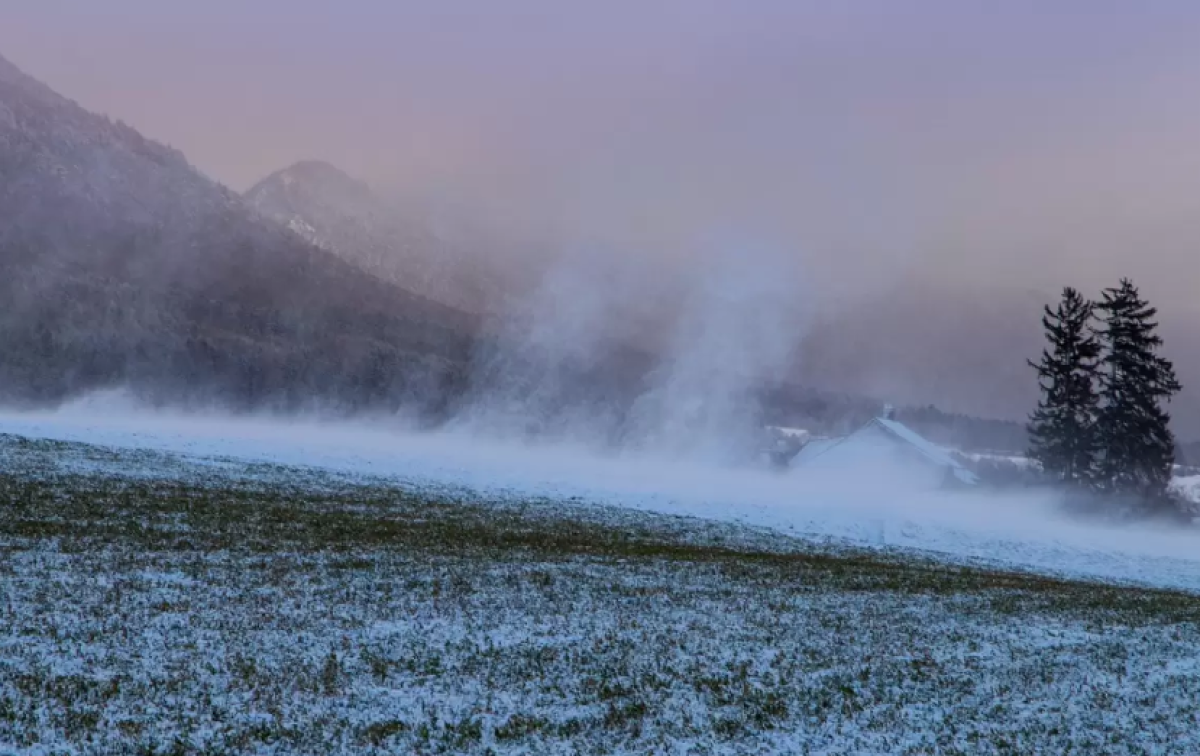 Казахстан накроют дожди и сильный ветер