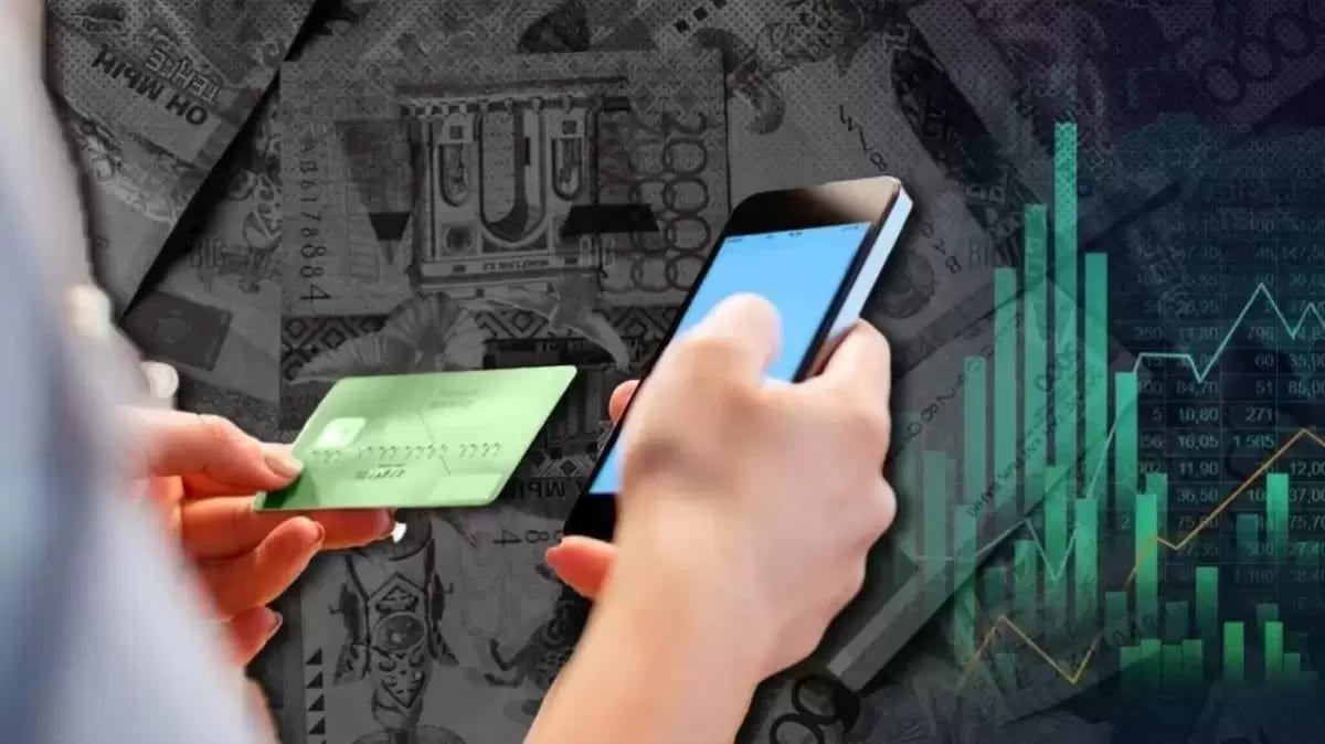 Получили чужие деньги на карту: юрист объяснила казахстанцам, как действовать