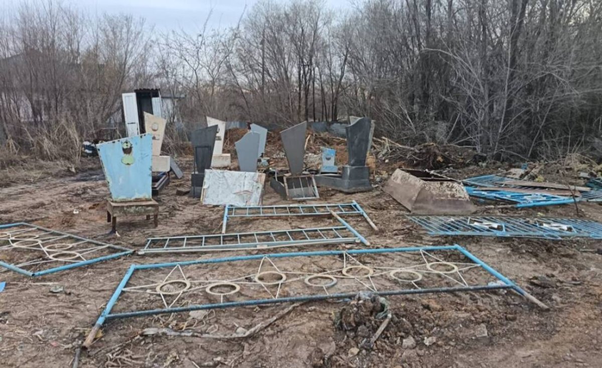 Подпольный бизнес на чужом горе: памятники крадут с кладбища в Астане