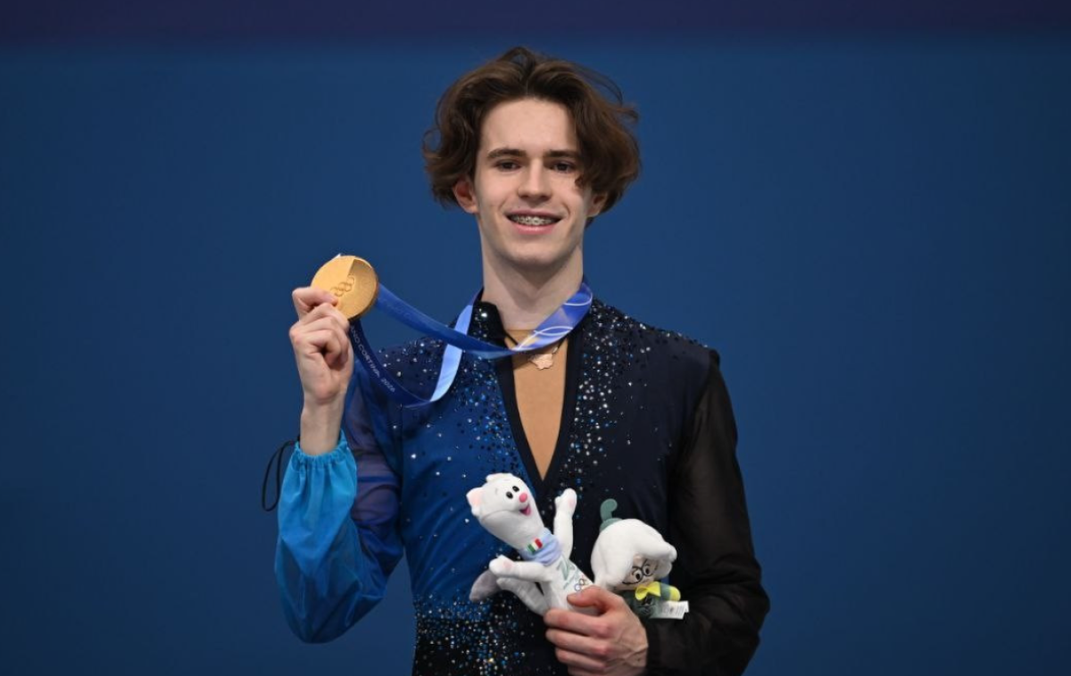 Шайдоров станцевал с возлюбленной на Мальдивах