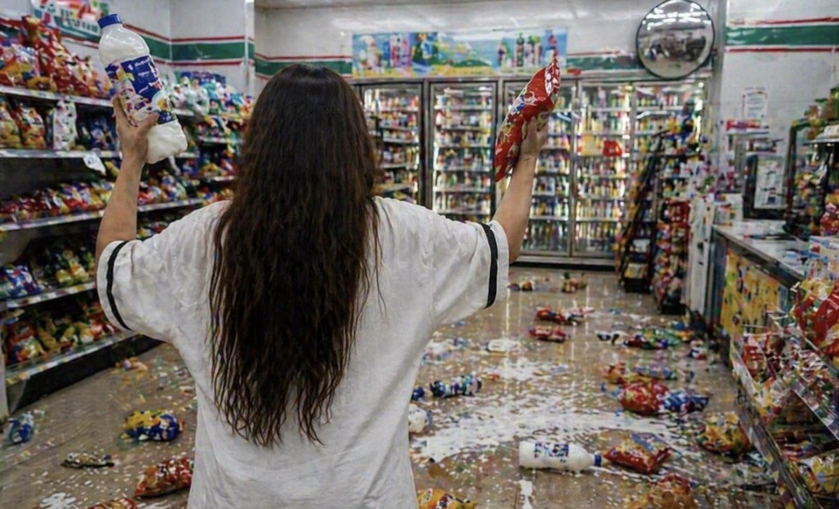 Казахстанская блогерша устроила погром в популярном магазине в Таиланде