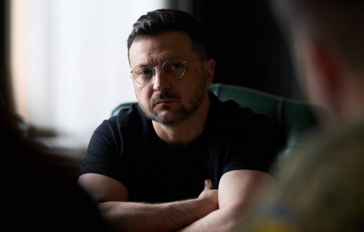 Зеленский объявил реформу армии на фоне войны
