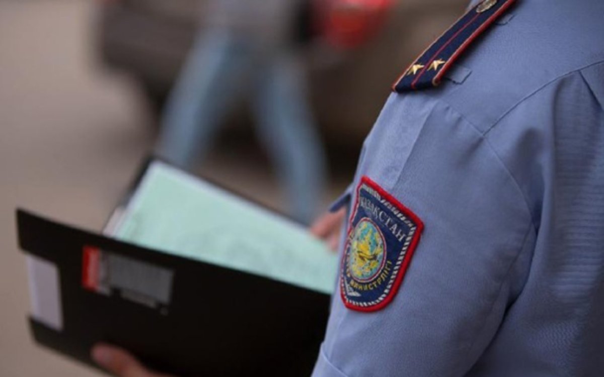Фото обнаженной девушки на улице в Темиртау разлетелось по пабликам