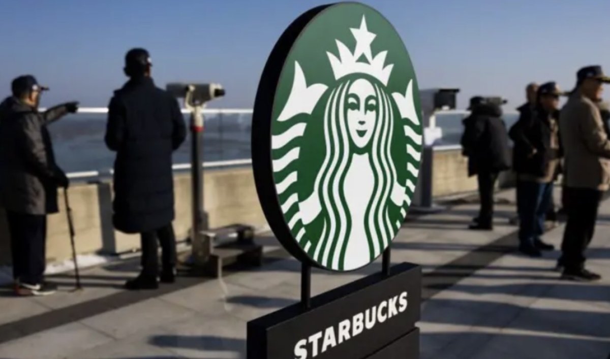 В Южной Корее начали бойкотировать Starbucks из-за неудачной рекламы