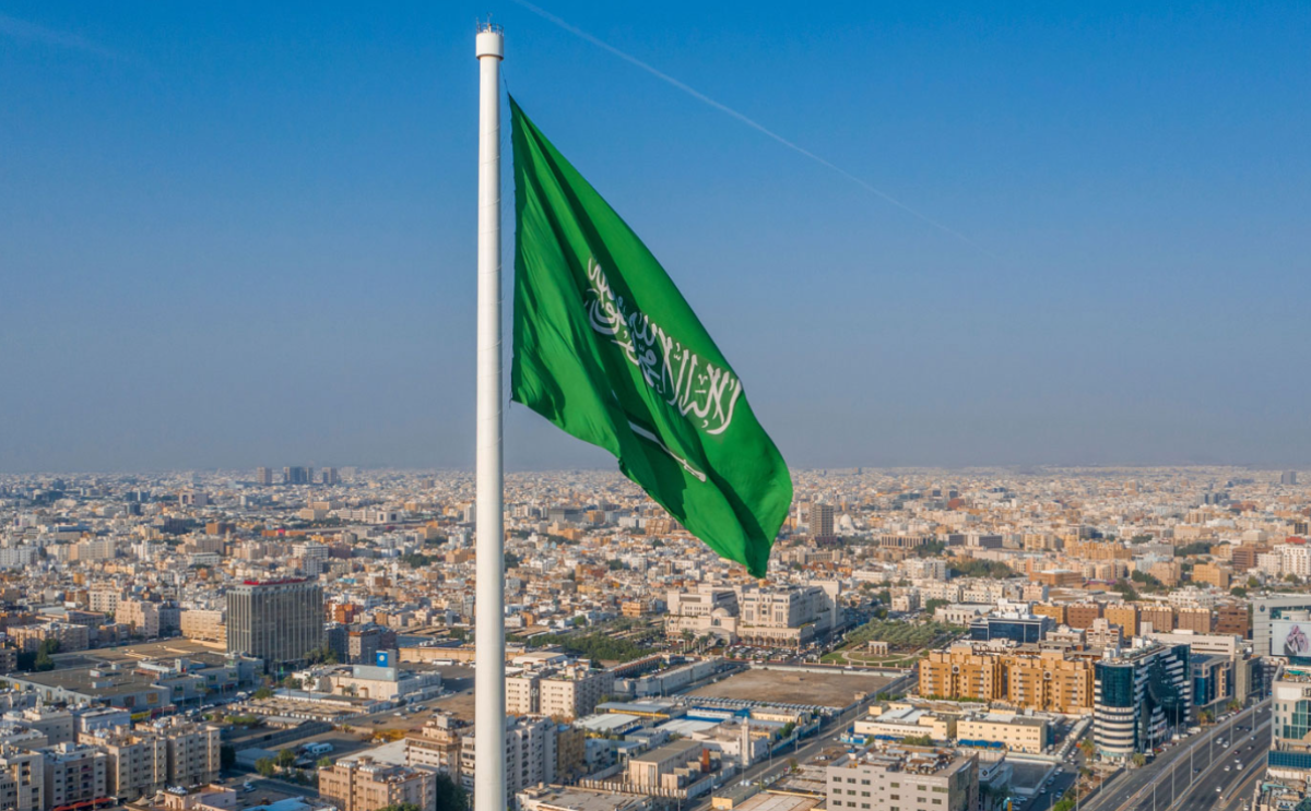 В Саудовской Аравии разбился вертолет Saudi Aramco: погибли 14 человек