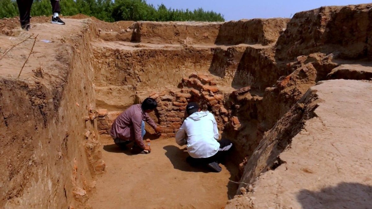 В казахстанской степи обнаружили следы давно исчезнувшего комплекса