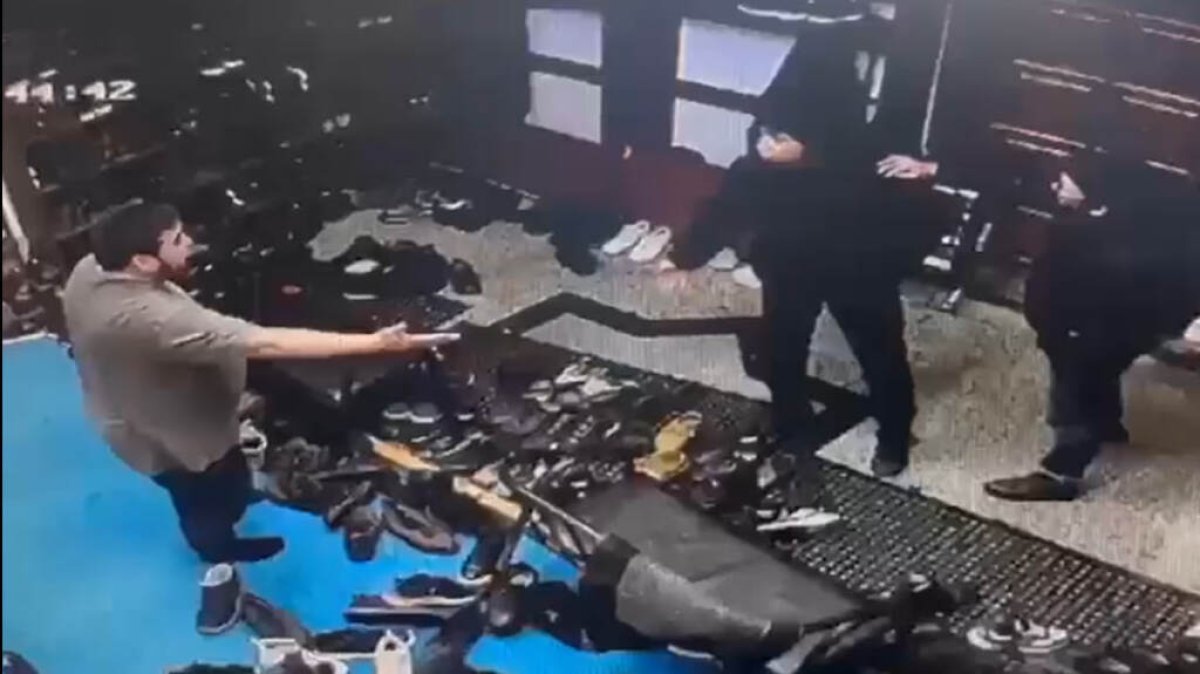 Пришедших на намаз школьников жестоко избили в мечети